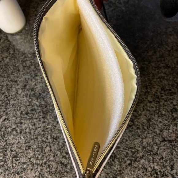 🌻 Insta-Glam Bag 🌻 - Picture 4 of 4